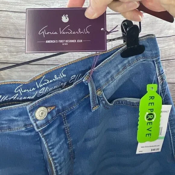 Ladies NWT size 8 average fit overall slimming jeans by Gloria Vanderbilt - Picture 9 of 13